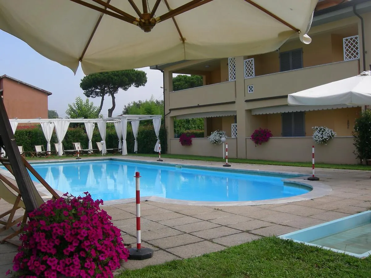 מלון דירות צ'ינקואלה Il Palco Residence